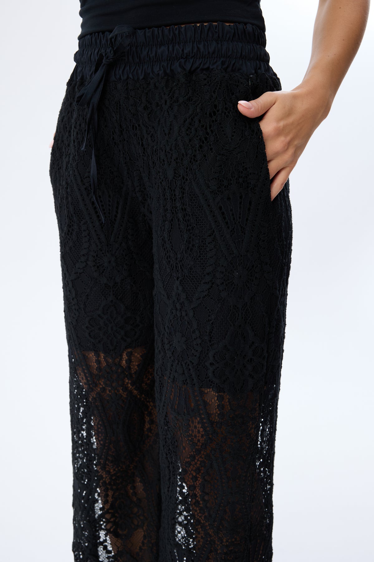 Koronkowe spodnie LACE